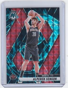 2024-25 Panini Mosaico Baloncesto Alperen Sengun Génesis Paralelo Estampado Corto - Imagen 1 de 2