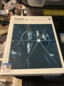 Dictionary of Occupational Titles, Revised 4th Edition 1991, Vol II Used - Picture 1 of 4