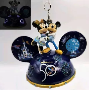 Disney Mickey & Minnie 50th Anniversary Ohrmütze beleuchtetes Ornament - Bild 1 von 23