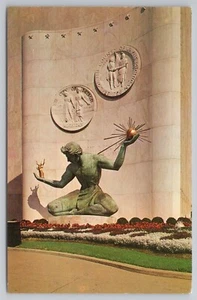 Escultura Spirit of Detroit por Marshall Fredericks en Detroit Michigan postal - Imagen 1 de 2