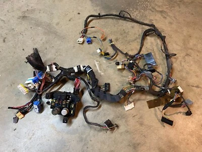 94-97 1997 Dodge Ram 1500 2500 3500 tablero arnés de cables caja de fusibles 56021699 probado Foto 1 de 4