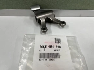 HONDA INTAKE VALVE ROCKER ARM 2008-2009 TRX700XX OEM GENUINE 14431-HP6-A00 NEW - Picture 1 of 6