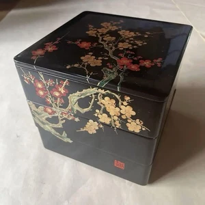 Caja de comida japonesa vintage Makie Jubako de 3 niveles diseño ciruela Ume - Imagen 1 de 15