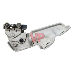 Nissan NV200 Passenger Left Sliding Door Bottom Roller Runner Hinge N/A - Picture 1 of 5