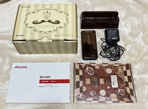 Docomo Galakei SH-04C Q-POT colaboración - Imagen 1 de 10