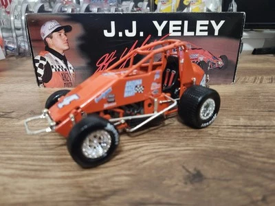 RARO 1997 J.J. YELEY ACTION 1/24 FUNDIDO A PRESIÓN USAC SPRINT CAR Foto 1 de 4