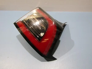 Tesla Modell 3 hinten rechts LED äußere Rückleuchte Original 1077398 1077340 REF Q7U-05 - Bild 1 von 6