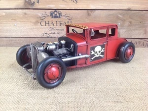 Decorative 31cm long Rustic Vintage style Red Hot Rod metal/Tin Truck - Foto 1 di 11