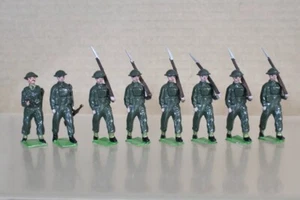 BRITAINS M J MODE RE PAINTED WWII BRITISH INFANTRY MARCHING at the SLOPE oi - Picture 1 of 13