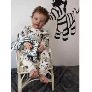 28 Zoll Reborn Baby Puppen fertig Kleinkind verwurzelt braun lockiges Haar Stoffkörper Geschenk - Bild 1 von 5