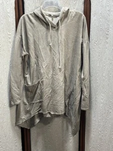 Women's Tempo Paris Beige Crinkle Hoodie Asymmetric Hem Top S/M MUST SEE !! - Picture 1 of 5