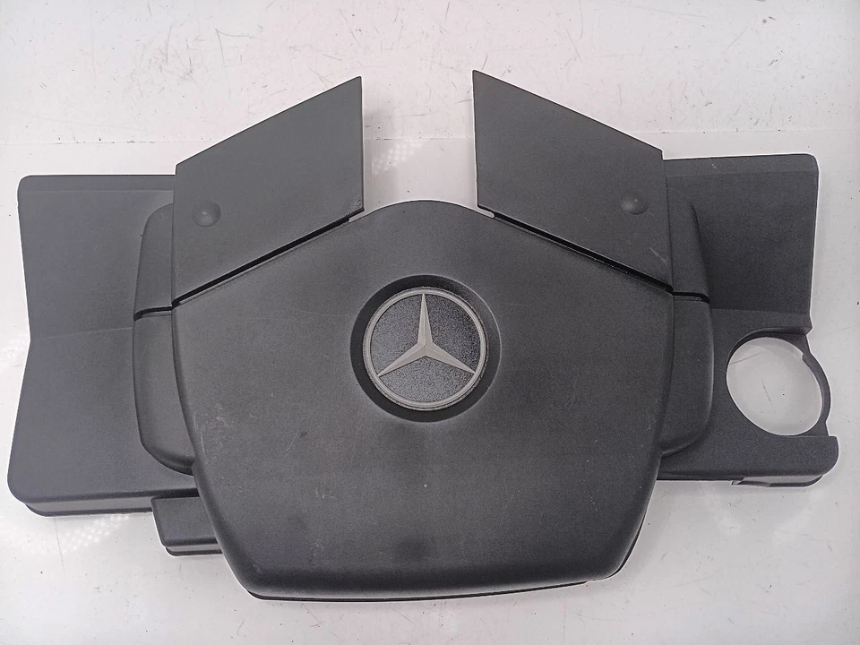 Cubierta cosmética del motor 2014 2015 2016 2017 2018 Mercedes Benz CLA250 2700102801 Foto 1 de 4