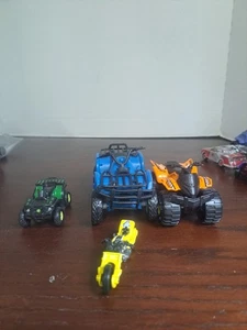 Lot Of 3 ATVs And 1 Motorcycle - Picture 1 of 6