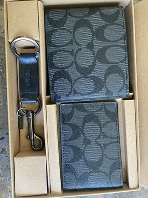 COACH MEN'S 3 IN 1 WALLET BOXED GIFT SET IN SIGNATURE CANVAS - Image 1 of 4