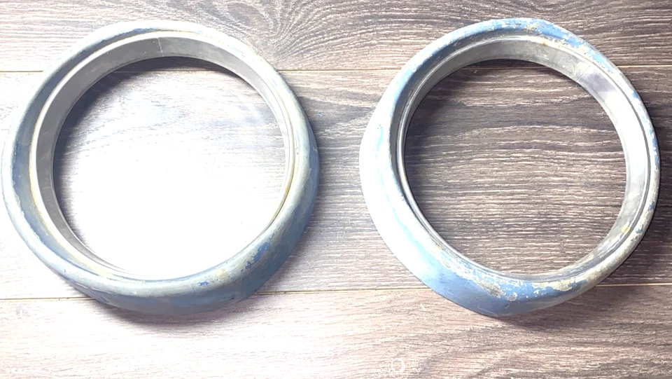 Par de bisel de faros de coche Ford Mainline 1952 1953 vintage pátina personalizados originales Foto 1 de 4