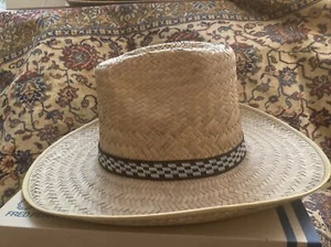 Cappello da viaggiatore del mondo vintage in paglia Weastern comodo e pronto a tutto - Foto 1 di 2