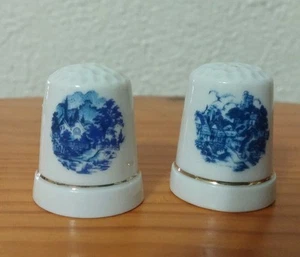 2 Blue and white scenery collectable thimbles with gold rim - Picture 1 of 4