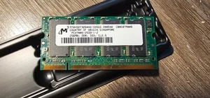 Micron RAM mémoire SODIMM PC1 MT8VDDT3264HG-335G3 256MB DDR-333MHz-CL2.5 - Photo 1/2