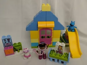 Disney Doc McStuffins Backyard Clinic Lego Duplo Blocks - Picture 1 of 4