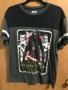 Camiseta para hombre Star Wars con licencia oficial con logotipo de The Force Awakens talla L - Imagen 1 de 3
