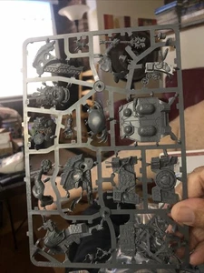 Slann Starmaster, Warhammer - non con scatola - Foto 1 di 6