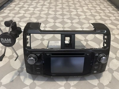Toyota 4 Runner 2018 radio receptor unidad principal con pantalla 8610035362 Foto 1 de 4