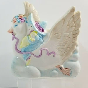 Vintage Inarco Nursery Planter Baby Delivery Nanny Duck Bonnet Ribbon Pastel - Picture 1 of 9