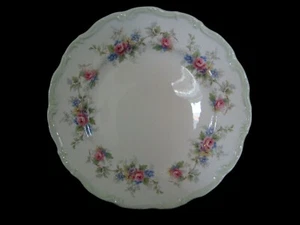Royal Albert Colleen Dinner Plate Bone China Made in England - Picture 1 of 2
