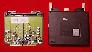 Vintage But new Pentium 3 Xeon processors and Control boards for Compaq - Bild 1 von 9