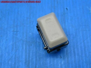 2000-2002 JAGUAR S-TYPE FRONT LEFT SEAT LUMBAR CONTROL ADJUST SWITCH TAN - Picture 1 of 4