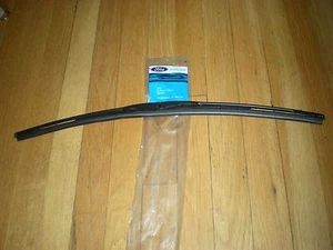 NUEVO 1991 92 93 LINCOLN TOWN LIMPIAPARABRISAS 22" - Imagen 1 de 2