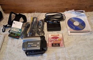 Panasonic Palmcorder VDR-D50P/PC Camcorder Video Camera DVD 42X Zoom - Picture 1 of 8