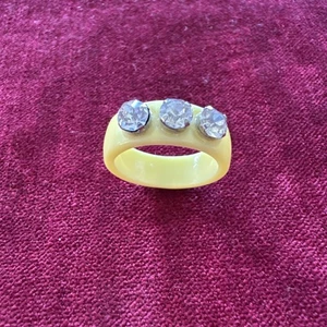 Vintage Ring gelb Acryl Strass Größe 8 - Bild 1 von 8