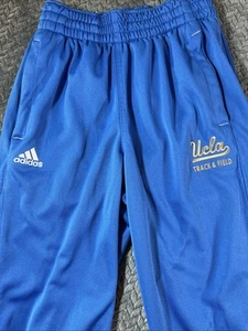 Adidas UCLA Bruins Track & Field Trainingshose Herren Small Blau Gold Logo NCAA - Bild 1 von 12