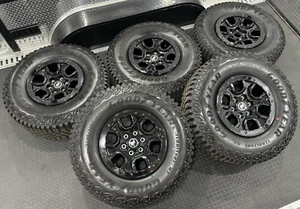 SASQUATCH BRONCO 17" FORD BADLANDS BLACK 35" OEM FACTORY WHEELS TIRES RIMS TPMS - Picture 1 of 17