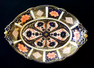 Stunning Royal Crown Derby Old Imari 1128, 1st Quality Oval Dessert Dish Blue - Picture 1 of 4