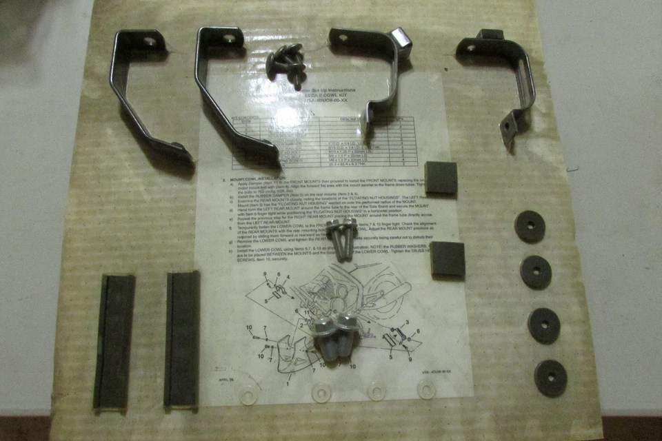 KIT CARENADO CAPÓ INFERIOR YAMAHA NUEVO 96 97 XJ 600 SECA 11 USA-4DU08 Foto 1 de 1