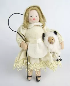 Cuore Feltri Midwest Cannon Falls Little Bo Peep con le sue pecore 5" bambola in feltro - Foto 1 di 7