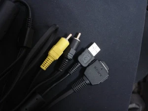 Genuine OEM VMC-MD1 Multi USB Cable for SONY SONY DSC-W300 W200 W170 W150 W130 - Picture 1 of 3