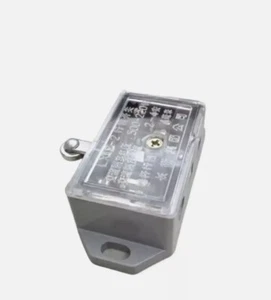 5 PIEZAS NUEVO AJUSTE PARA interruptor de viaje LX12-2 interruptor de límite punto plateado - Imagen 1 de 3