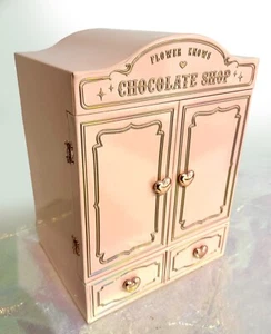READ - Flower Knows CHOCOLATE Wonder-Shop Series Makeup Large Gift Box (BOX ONLY - Picture 1 of 4