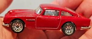 Hot Wheels 2013 Aston Martin 1963 DB5 Loose diecast car - Picture 1 of 5