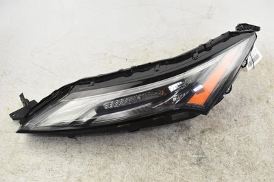 Conjunto de luces antiniebla para conductor izquierdo Nissan Rogue 2021 OEM usadas 91000 millas Foto 1 de 4