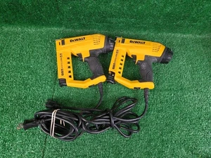 2x DeWALT DWHT75021 5 en 1 Multi-Grapadora y Clavadora Brad (Para Piezas) - Imagen 1 de 2