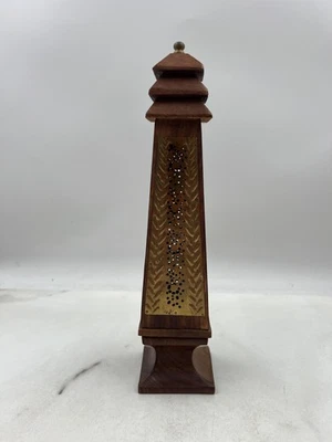 Torre de madera tallada a mano quemador de incienso pagoda panel de latón soporte de cono decoración Foto 1 de 4
