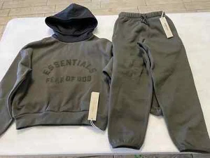 NEW Essentials Fear Of God Tracksuit Sweatshirt & Sweatpants Kids Size 8 - Picture 1 of 7