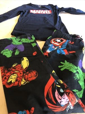 Pantalones y camiseta pijama juvenil pequeño Marvel Action Hero Foto 1 de 4