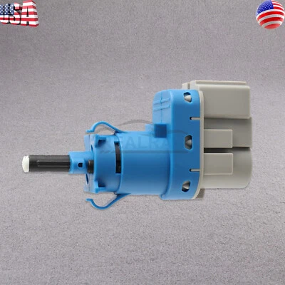 Interruptor de luz de freno para Ford 2011-2017 Mustang / Ford C-Max 2013-2017 nuevo Foto 1 de 4