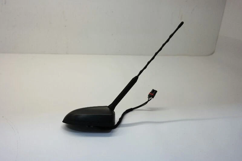 2015-2019 FORD FIESTA ROOF MOUNTED ANTENNA  - Image 1 of 4