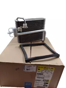 Genuine OEM GM Air Conditioning Evaporator Core Kit with Seal 89019348 - Picture 1 of 9